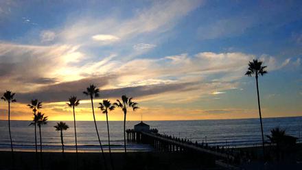 Manhattan Beach Pier Ultra HD Live Webcam - Nov 18, 2025, 4:23pm PST