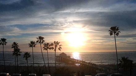 Manhattan Beach Pier Ultra HD Live Webcam - Mar 1, 2026, 5:26pm PST