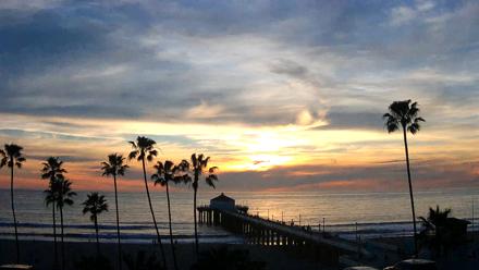 Manhattan Beach Pier Ultra HD Live Webcam - Feb 24, 2026, 5:36pm PST