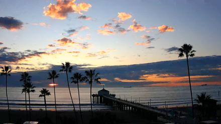 Manhattan Beach Pier Ultra HD Live Webcam - Jan 6, 2026, 4:58pm PST