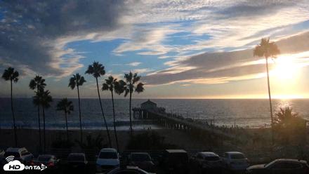 Manhattan Beach Pier Ultra HD Live Webcam - Sep 5, 2026, 6:49pm PDT