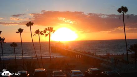 Manhattan Beach Pier Ultra HD Live Webcam - Oct 23, 2026, 6:01pm PDT
