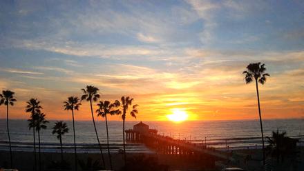 Manhattan Beach Pier Ultra HD Live Webcam - Feb 25, 2026, 5:44pm PST