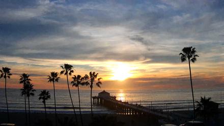 Manhattan Beach Pier Ultra HD Live Webcam - Feb 24, 2026, 5:32pm PST
