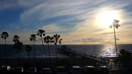 Manhattan Beach Pier Ultra HD Live Webcam - Apr 1, 2026, 6:30pm PDT