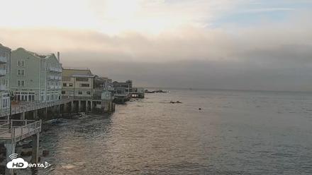 Monterey Cannery Row Live Webcam - Oct 1, 2026, 6:02pm PDT