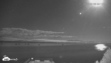 Tahoe Vista Lake Tahoe Live Webcam - May 6, 2026, 4:18am PDT