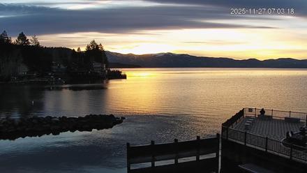 Tahoe Vista Lake Tahoe Live Webcam - Nov 27, 2025, 7:04am PST