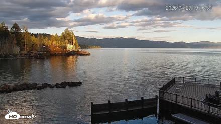 Tahoe Vista Lake Tahoe Live Webcam - Apr 29, 2026, 7:18pm PDT