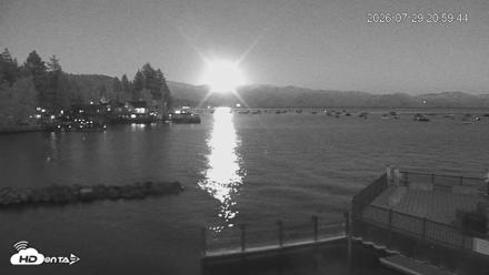 Tahoe Vista Lake Tahoe Live Webcam - Jul 29, 2026, 9:01pm PDT