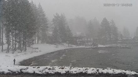 Tahoe Vista Lake Tahoe Live Webcam - Feb 17, 2026, 3:48pm PST