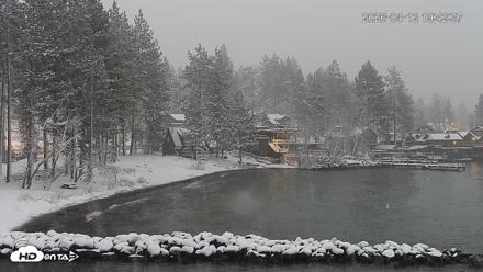 Tahoe Vista Lake Tahoe Live Webcam - Apr 12, 2026, 7:43pm PDT