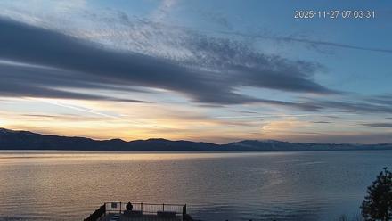Tahoe Vista Lake Tahoe Live Webcam - Nov 27, 2025, 7:04am PST