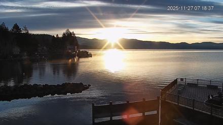 Tahoe Vista Lake Tahoe Live Webcam - Nov 27, 2025, 7:19am PST