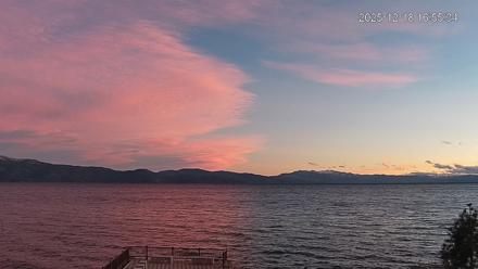Tahoe Vista Lake Tahoe Live Webcam - Dec 18, 2025, 4:57pm PST