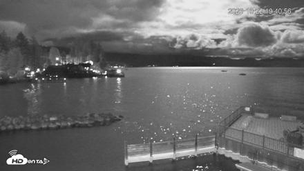 Tahoe Vista Lake Tahoe Live Webcam - Oct 22, 2026, 7:42pm PDT