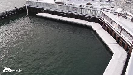 Tahoe Vista Lake Tahoe Live Webcam - Apr 12, 2026, 8:22am PDT