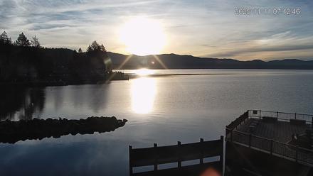Tahoe Vista Lake Tahoe Live Webcam - Nov 11, 2025, 7:14am PST