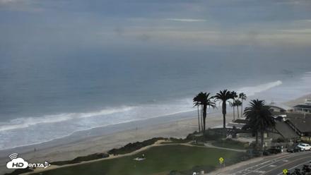 Del Mar Beach Overlook Roaming Live Webcam - Sep 8, 2026, 7:03am PDT