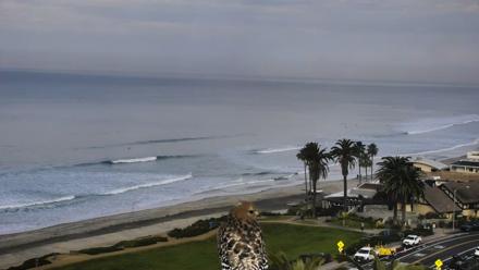 Del Mar Beach Overlook Roaming Live Webcam - Jan 22, 2026, 9:11am PST
