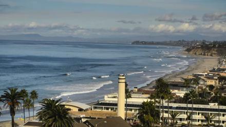 Del Mar Beach Overlook Roaming Live Webcam - Nov 17, 2025, 9:33am PST