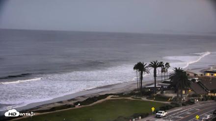 Del Mar Beach Overlook Roaming Live Webcam - Oct 13, 2026, 6:40am PDT