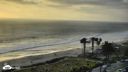 Del Mar Beach Overlook Roaming Live Webcam - Jun 2, 2026, 7:18pm PDT