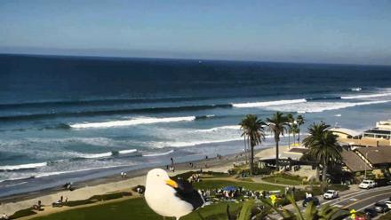 Del Mar Beach Overlook Roaming Live Webcam - Nov 23, 2025, 11:17am PST
