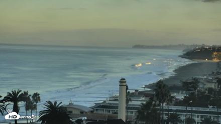 Del Mar Beach Overlook Roaming Live Webcam - Oct 21, 2026, 7:24am PDT