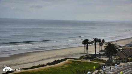 Del Mar Beach Overlook Roaming Live Webcam - May 16, 2026, 6:29am PDT