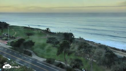 Del Mar Beach Overlook Roaming Live Webcam - Oct 21, 2026, 7:25am PDT