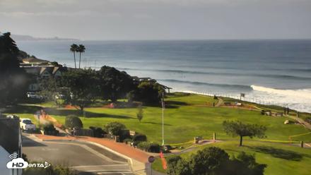 Del Mar Beach Overlook Roaming Live Webcam - Oct 13, 2026, 9:29am PDT
