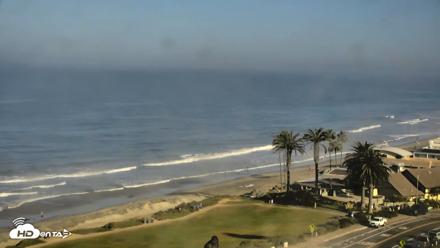 Del Mar Beach Overlook Roaming Live Webcam - Oct 2, 2026, 8:34am PDT