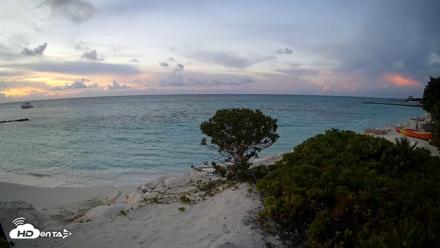 Turks & Caicos Grace Bay Live Webcam - Sep 15, 2026, 6:52pm EDT