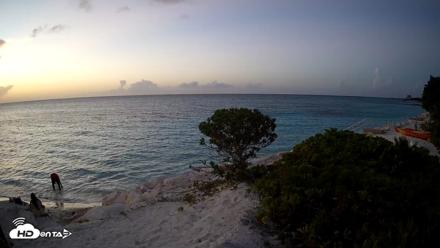 Turks & Caicos Grace Bay Live Webcam - Aug 25, 2026, 7:22pm EDT