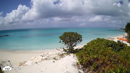 Turks & Caicos Grace Bay Live Webcam - Sep 10, 2026, 2:36pm EDT