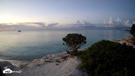 Turks & Caicos Grace Bay Live Webcam - Sep 24, 2026, 6:51pm EDT