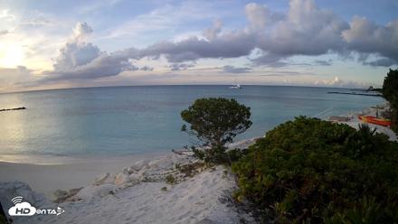 Turks & Caicos Grace Bay Live Webcam - Sep 1, 2026, 6:39pm EDT