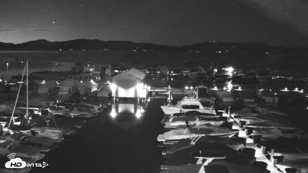 Tahoe City Marina - Lake Tahoe Live Webcam - Aug 20, 2026, 5:13am PDT