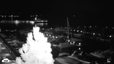 Tahoe City Marina - Lake Tahoe Live Webcam - Aug 4, 2026, 9:49pm PDT