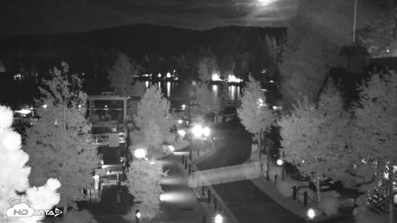 Tahoe City Marina - Lake Tahoe Live Webcam - Aug 17, 2026, 9:23pm PDT