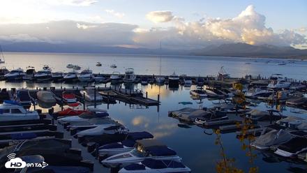 Tahoe City Marina - Lake Tahoe Live Webcam - Sep 28, 2026, 7:21am PDT