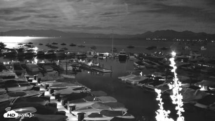 Tahoe City Marina - Lake Tahoe Live Webcam - Aug 25, 2026, 8:59pm PDT
