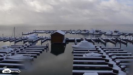 Tahoe City Marina - Lake Tahoe Live Webcam - Apr 12, 2026, 8:26am PDT