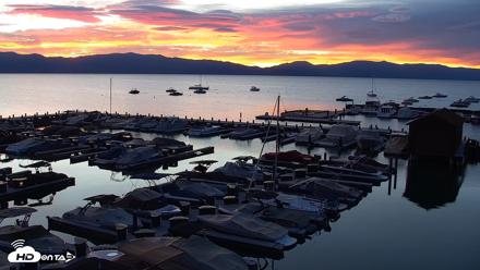 Tahoe City Marina - Lake Tahoe Live Webcam - Sep 25, 2026, 6:39am PDT