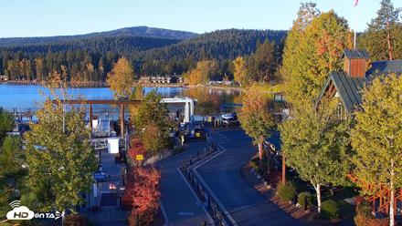 Tahoe City Marina - Lake Tahoe Live Webcam - Oct 8, 2026, 7:21am PDT