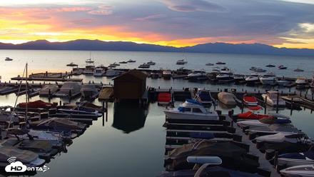 Tahoe City Marina - Lake Tahoe Live Webcam - Sep 25, 2026, 6:39am PDT