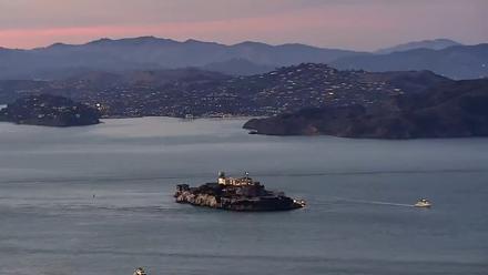 San Francisco Golden Gate Bridge Live Webcam - Nov 10, 2025, 5:22pm PST