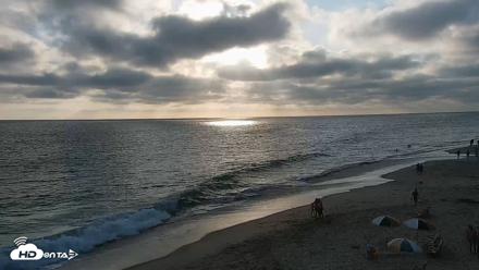 Carlsbad Beach Surf Live Webcam - Jul 13, 2026, 7:05pm PDT