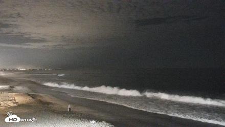 Carlsbad Beach Surf Live Webcam - Jul 20, 2026, 9:44pm PDT